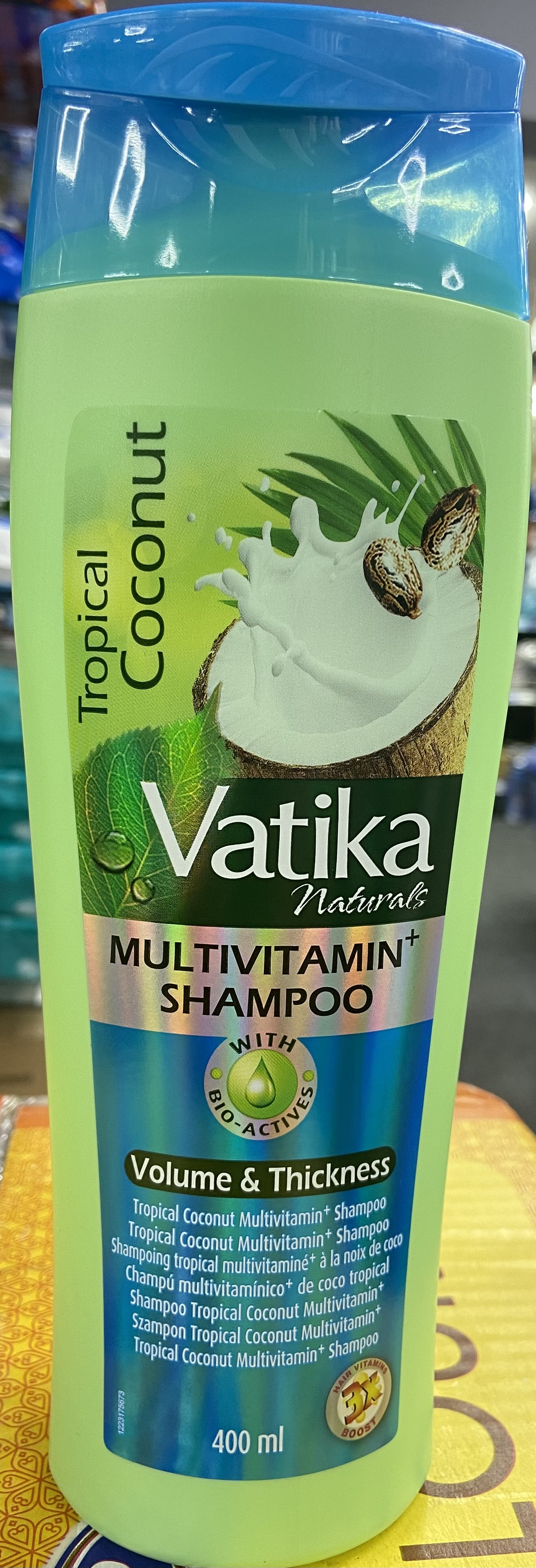 Vatika naturals shampoo ( volume & thickness ) -400 ml