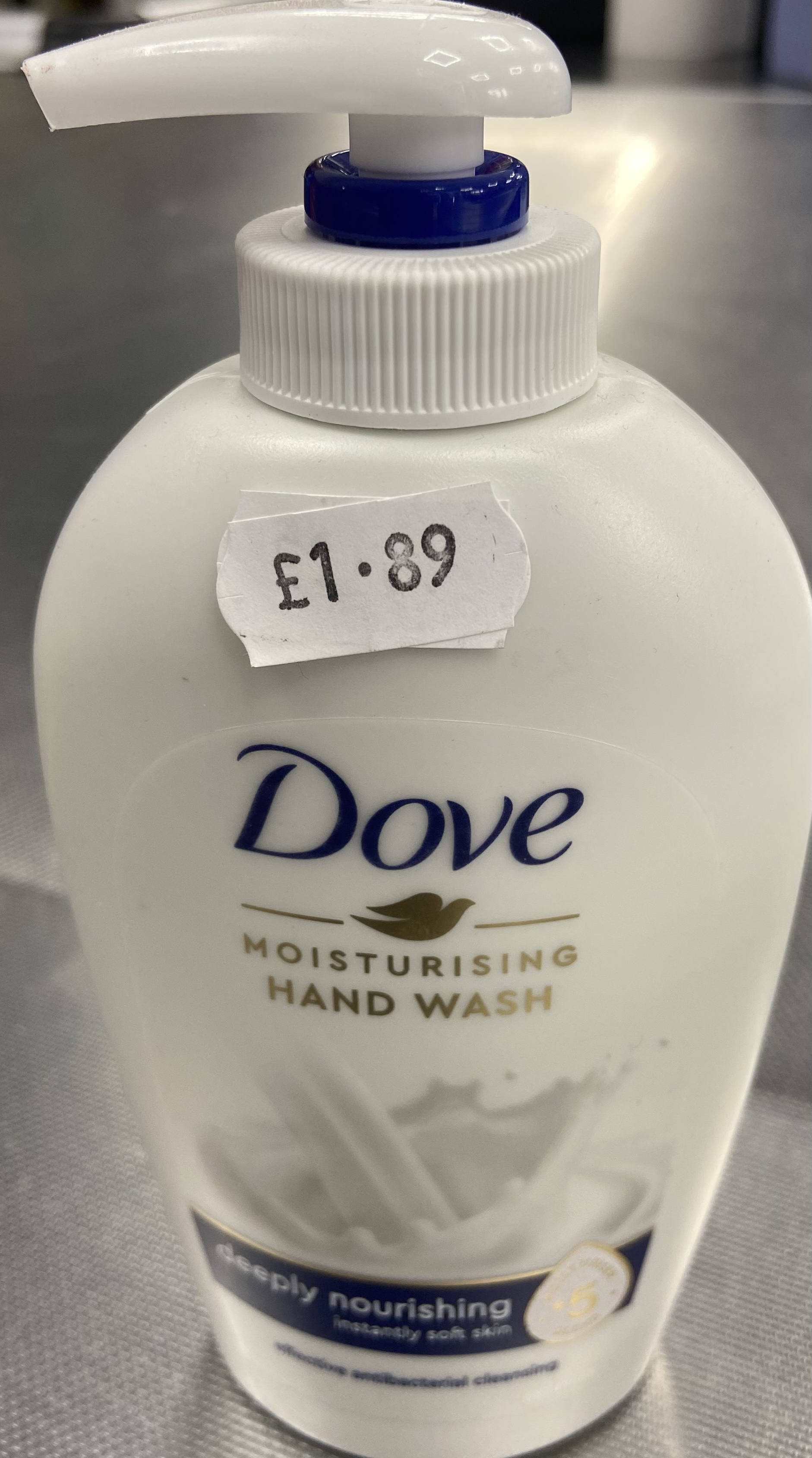 Dove Moisturising hand wash - 250ml